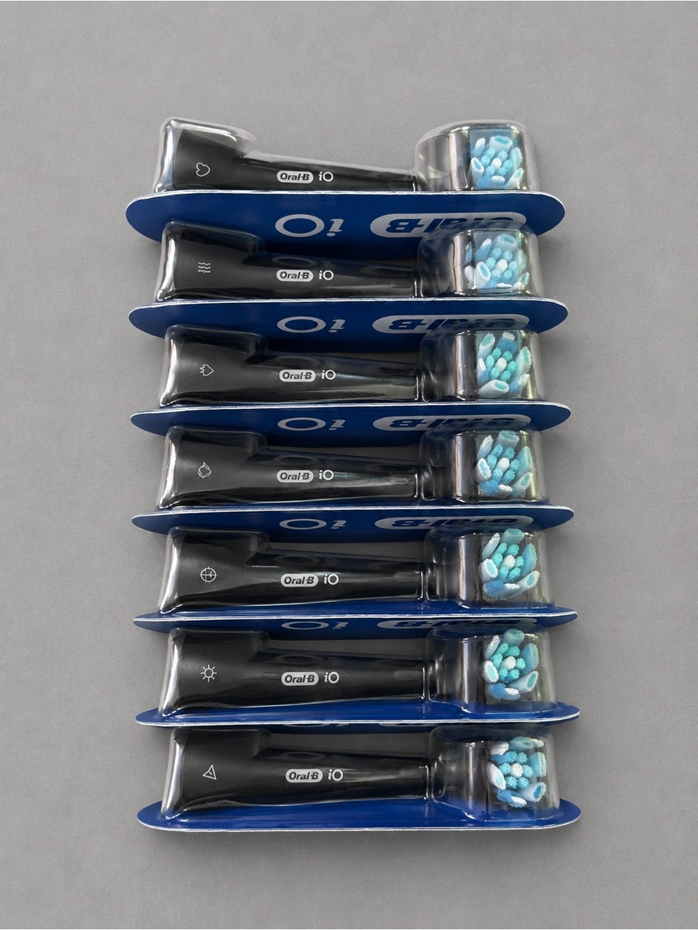 Oral-B iO Ultimate Clean Toothbrush Replacement Brush Heads, 7 Count